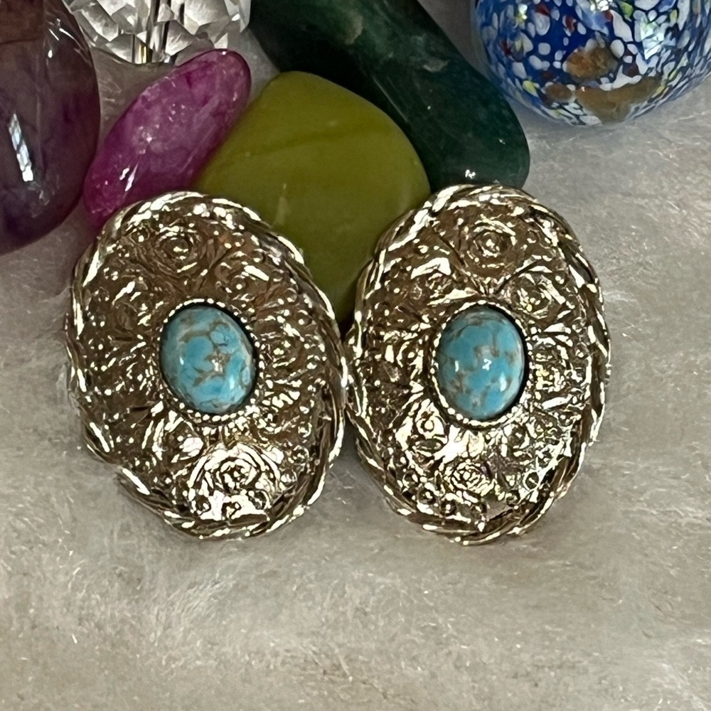 Southwestern Oval Earrings Pierced